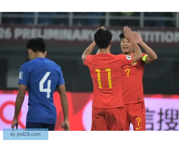 国足4-1大胜新加坡迎来世预赛关键胜利 争夺晋级希望再燃