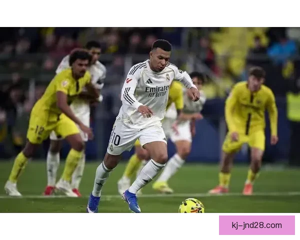 皇马强势晋级决赛 力克对手展现王者风范 决战在即全队士气高涨