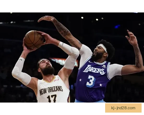 理文0-0九龙城：双方防守严密展现实力，赛场攻防平衡引人关注