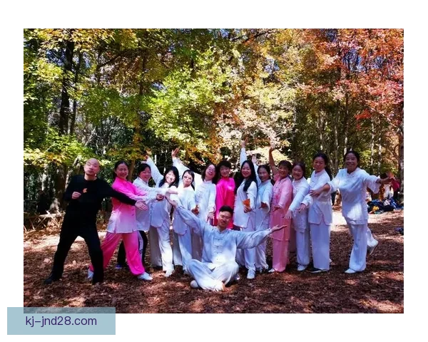 伊利利利甲2比3塔博塞扎纳比赛精彩瞬间回顾与分析 伊利利利甲2比3塔博塞扎纳比赛精彩瞬间回顾与分析